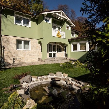 Drachenhaus Urban Villa Брашов Екстериор снимка