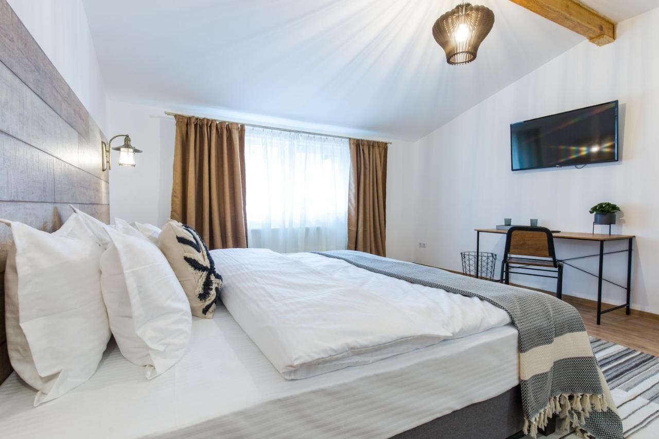 Drachenhaus Urban Villa Брашов Екстериор снимка